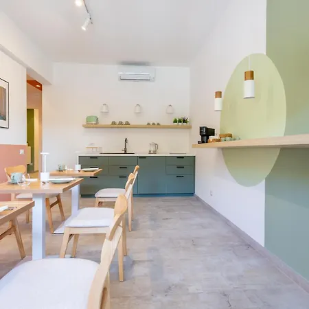633 Appia Design Penzion
