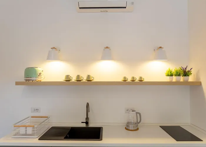 633 Appia Design בית הארחה 4*